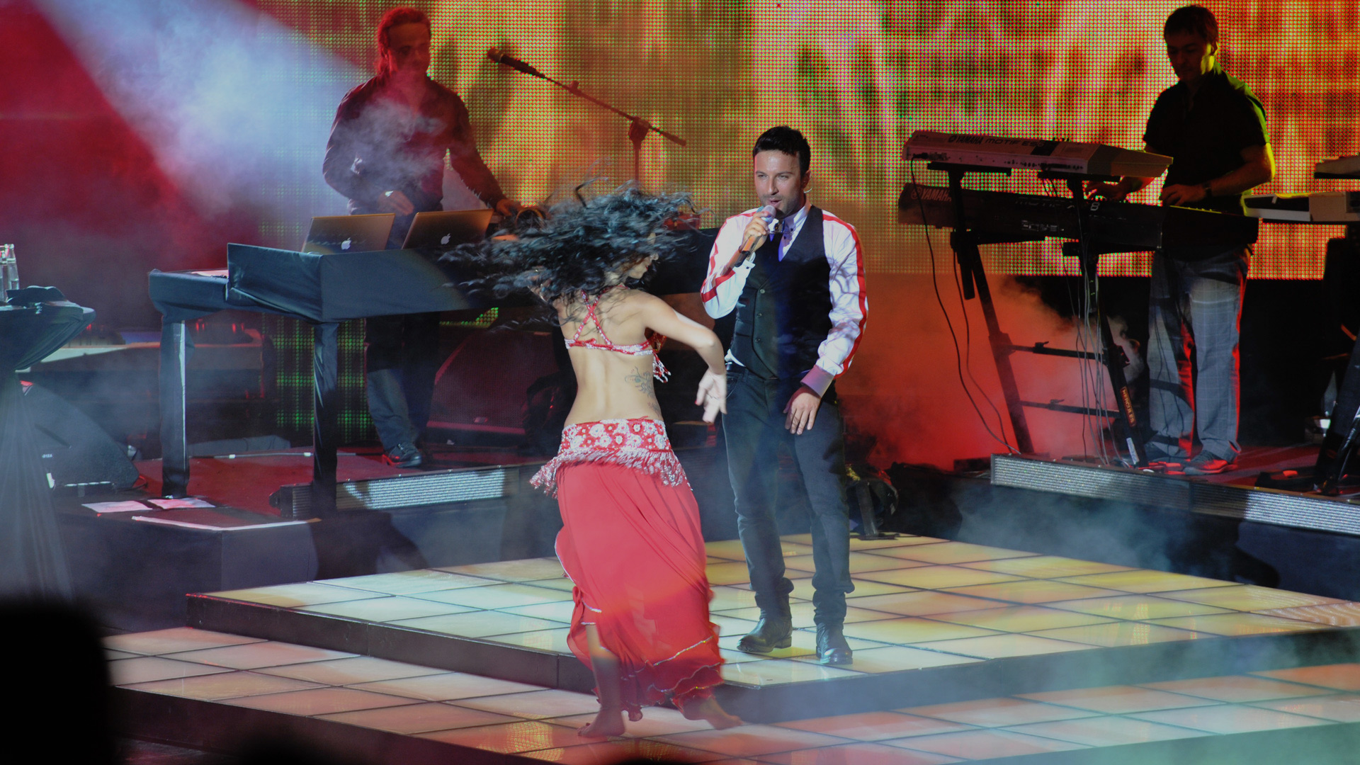 hakanyavuz tarkan konser fotoğrafları